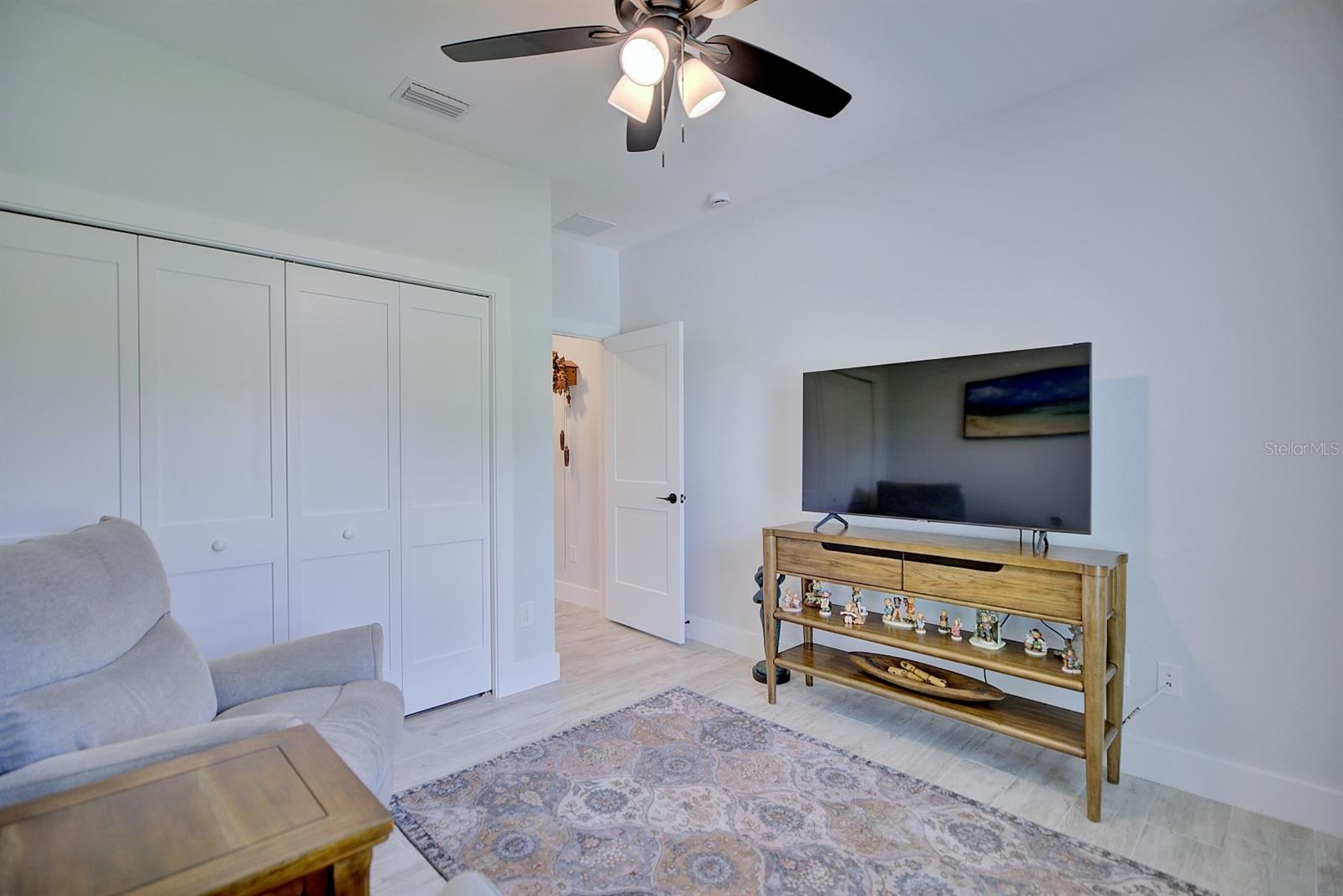 Image 24 of 40 For 2724 Duane Palmer Boulevard