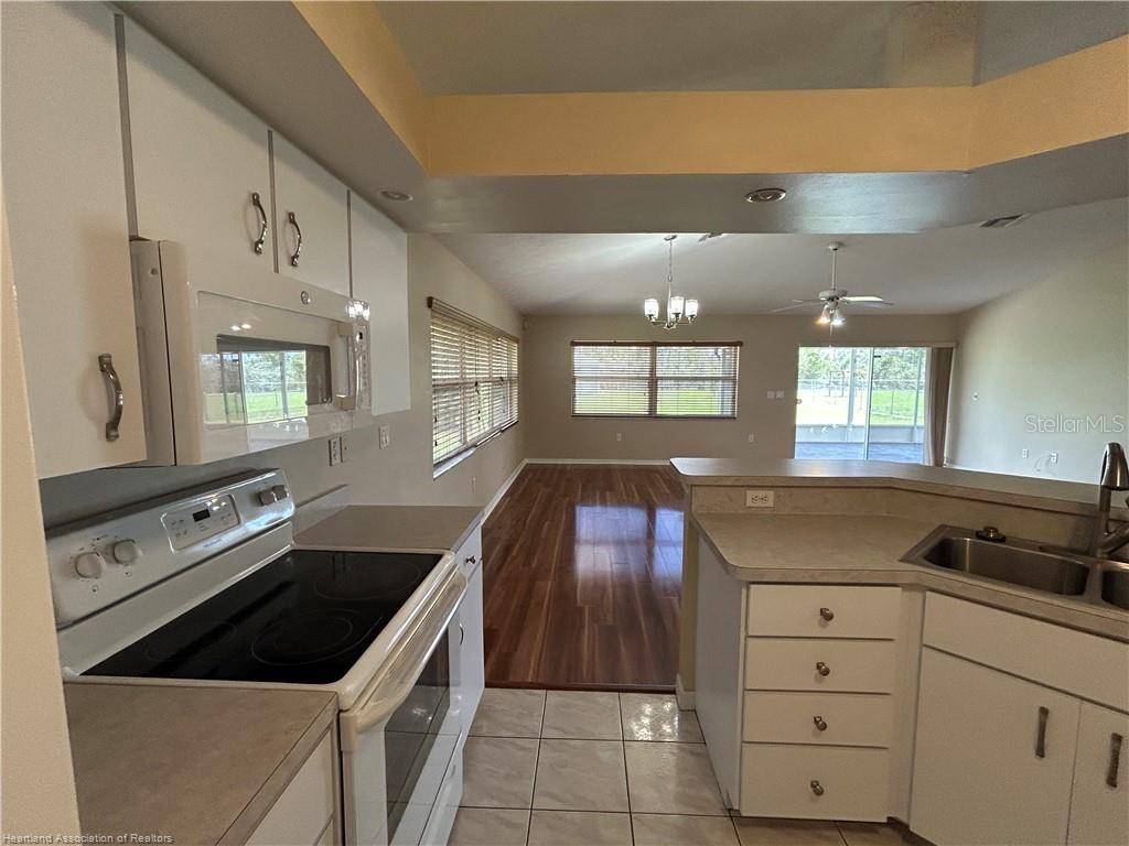 Image 10 of 45 For 6315 Columbus Boulevard