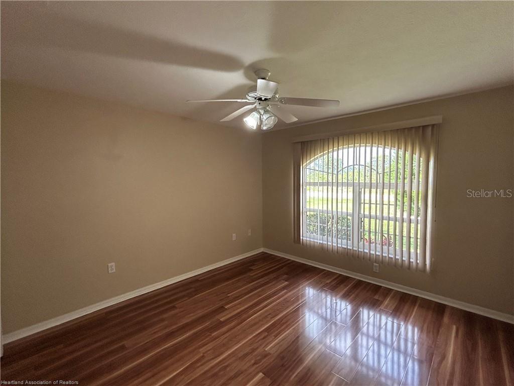 Image 33 of 45 For 6315 Columbus Boulevard