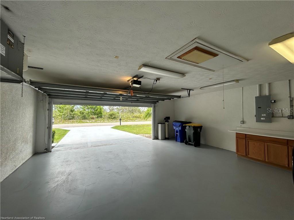 Image 35 of 45 For 6315 Columbus Boulevard