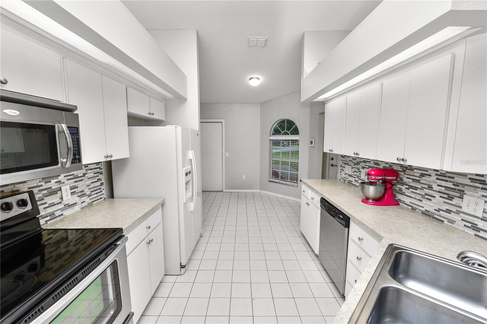Image 12 of 30 For 2611 Jennifer Drive