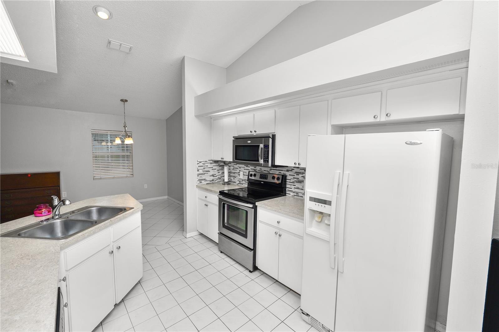 Image 14 of 30 For 2611 Jennifer Drive