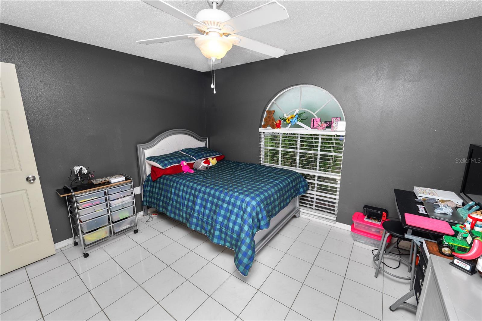 Image 24 of 30 For 2611 Jennifer Drive