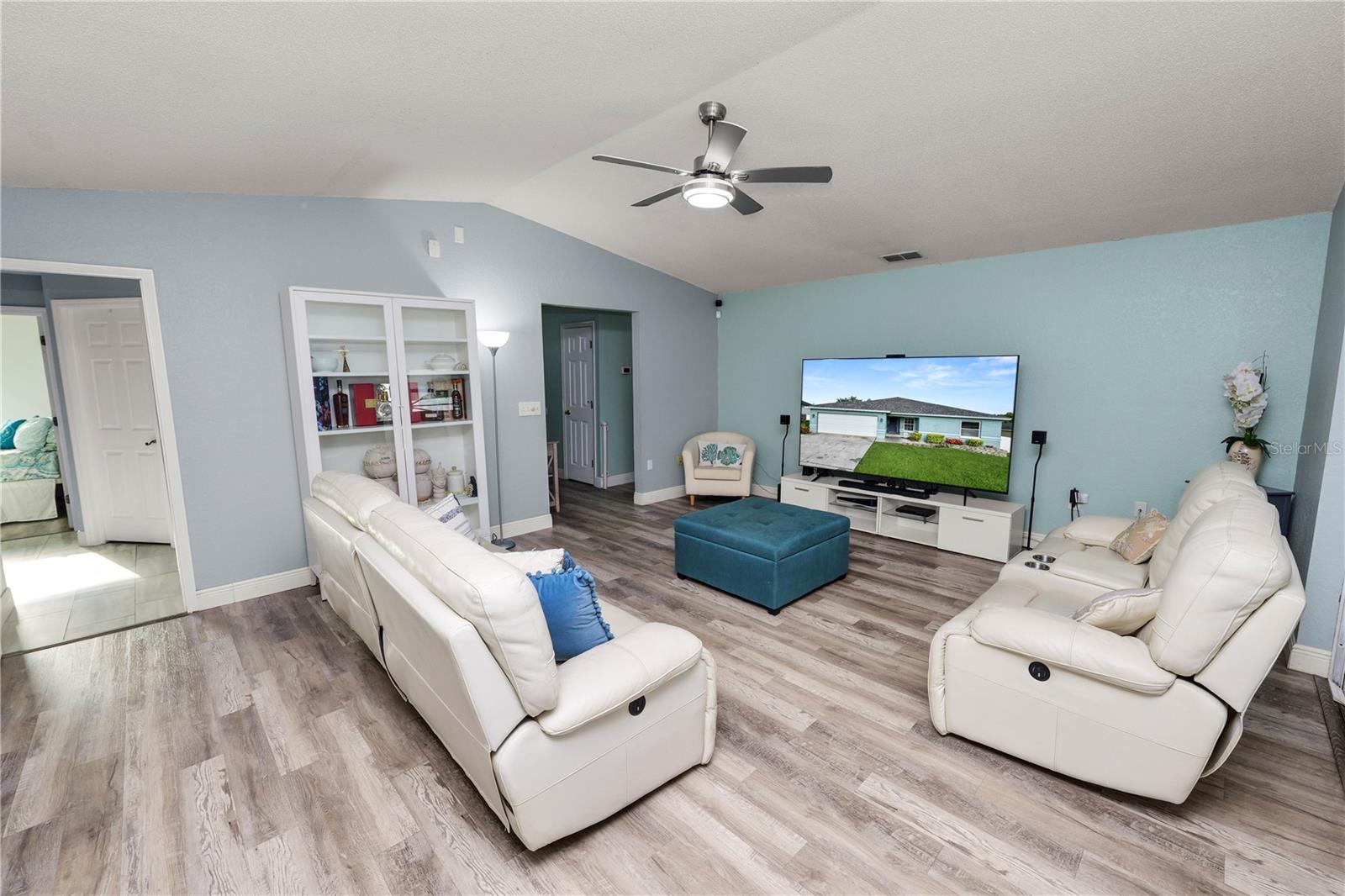 Image 7 of 56 For 8026 Ashley Pointe Drive