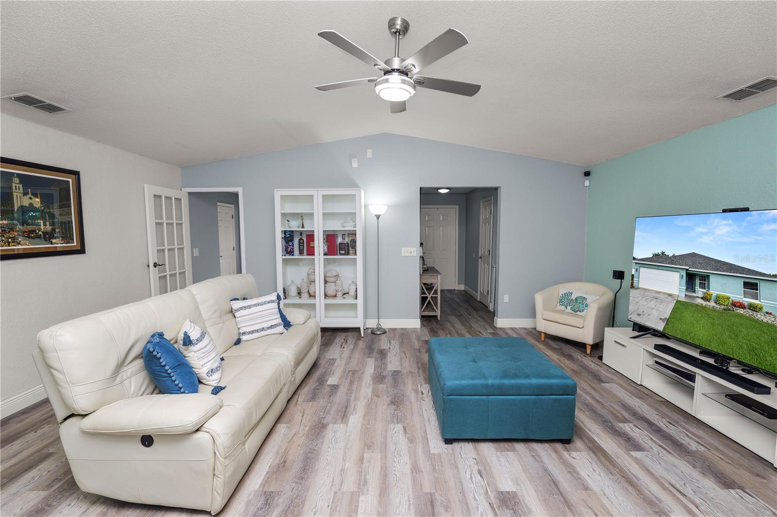 Image 8 of 56 For 8026 Ashley Pointe Drive
