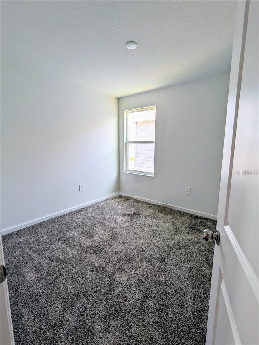 Image 11 of 21 For 565 Reggie Rd