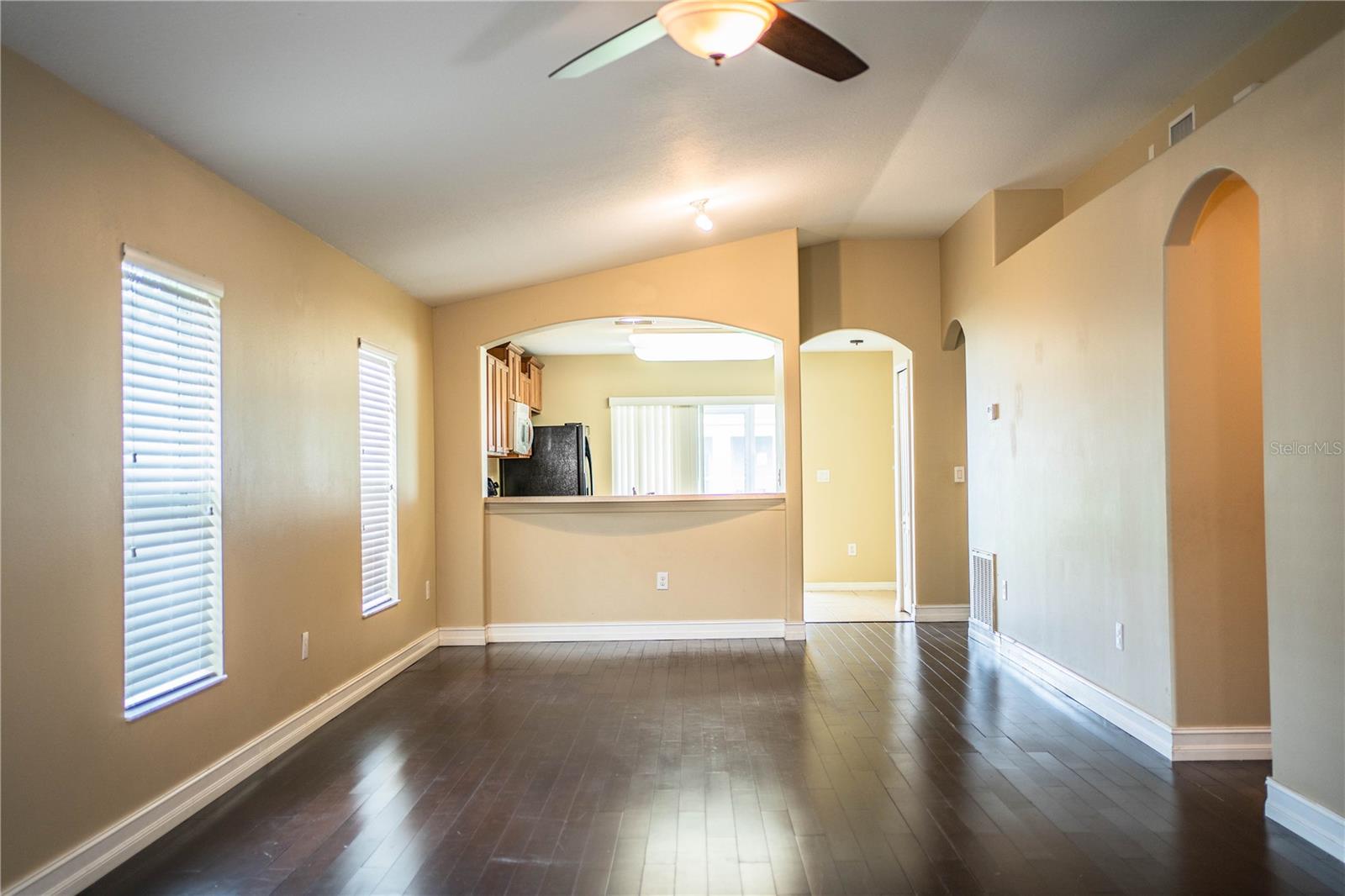 Image 17 of 61 For 7281 Cedarcrest Boulevard