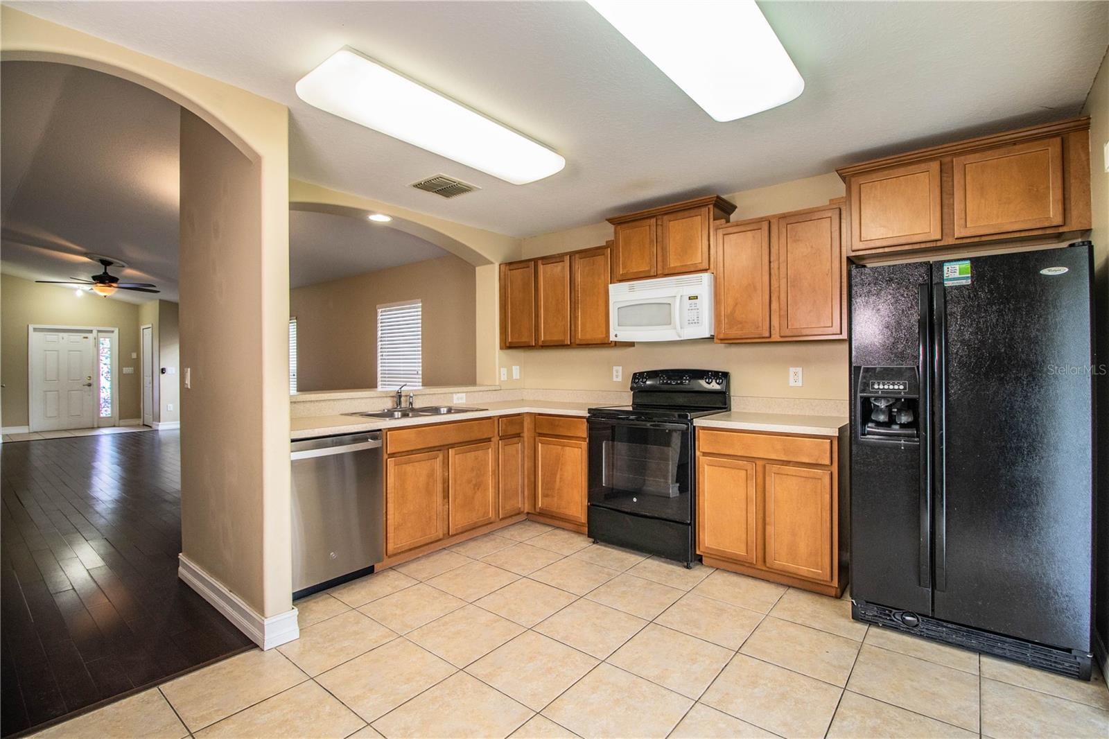 Image 22 of 61 For 7281 Cedarcrest Boulevard