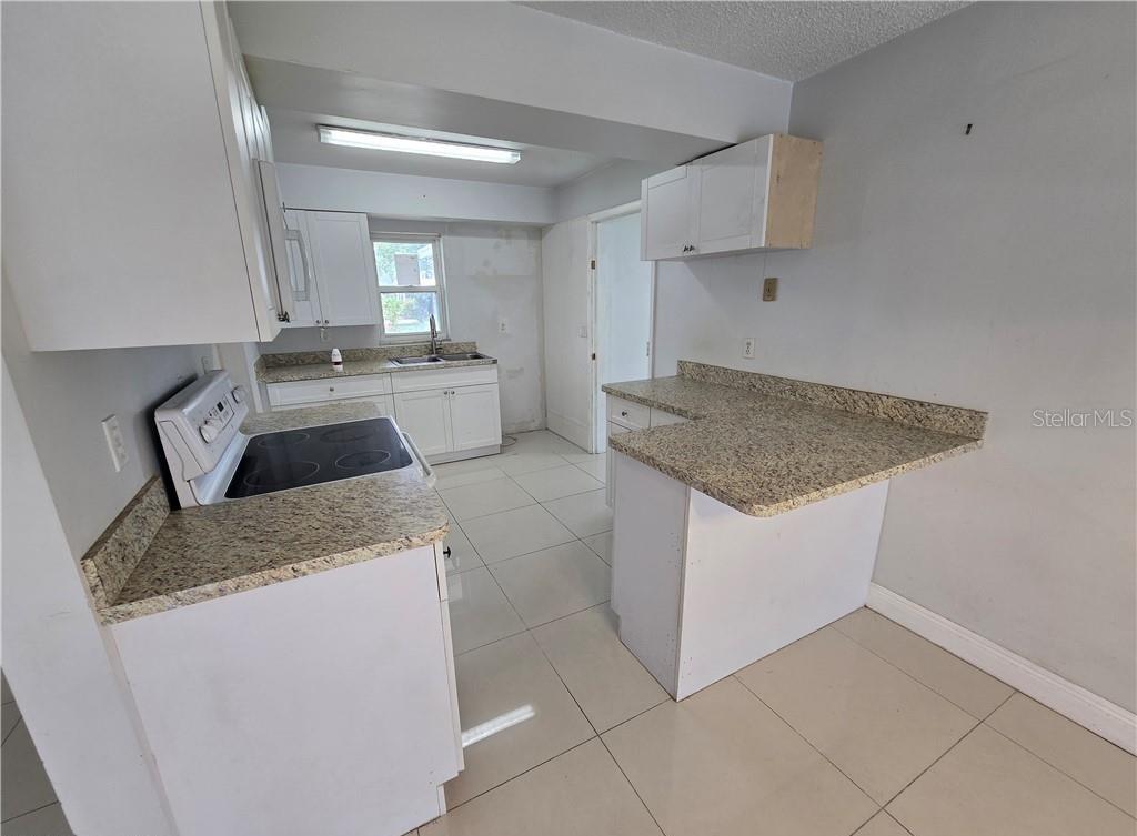 Image 9 of 20 For 2221 Sage Crest Drive