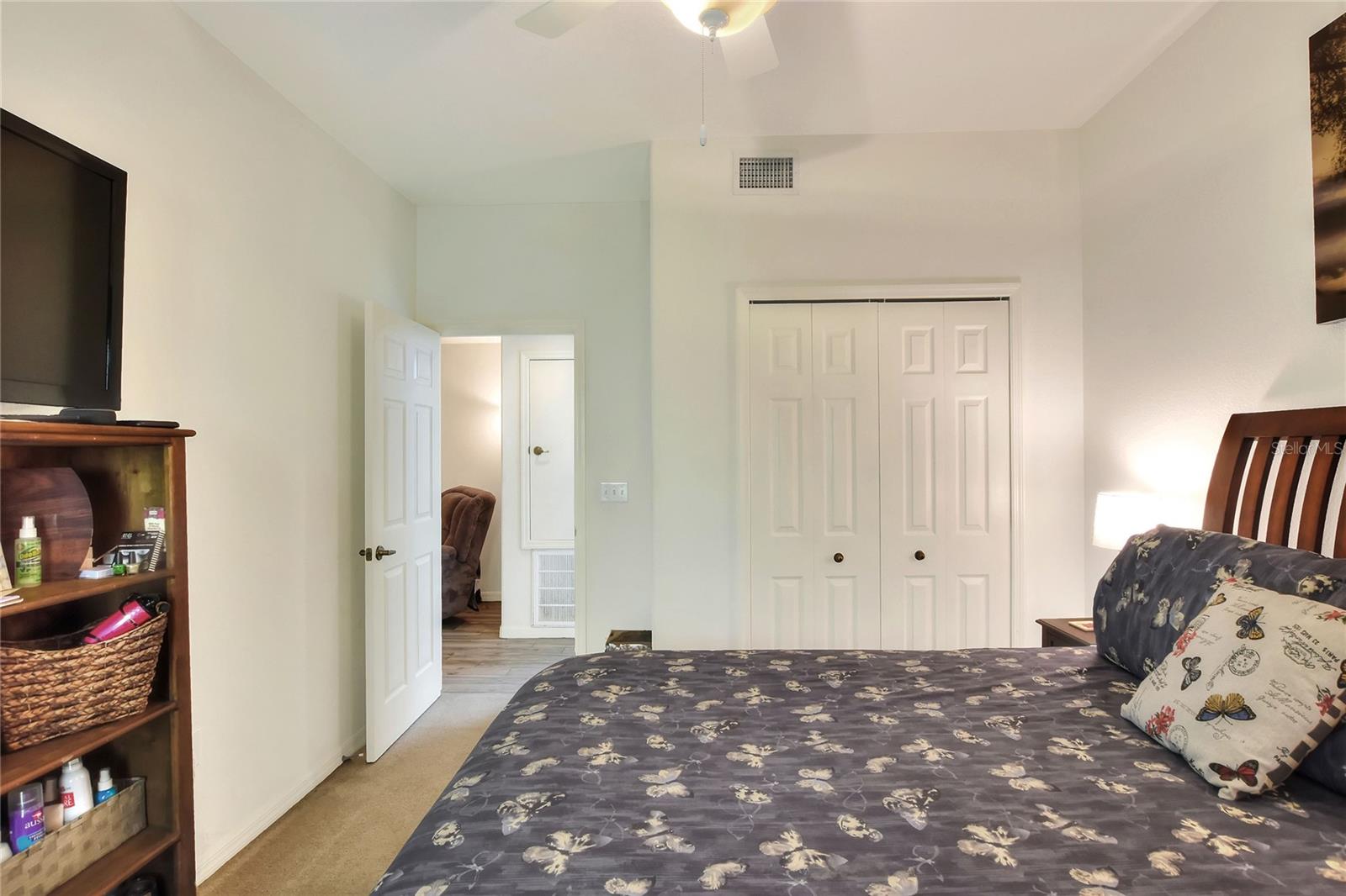 Image 24 of 50 For 3913 Serenade Lane 4