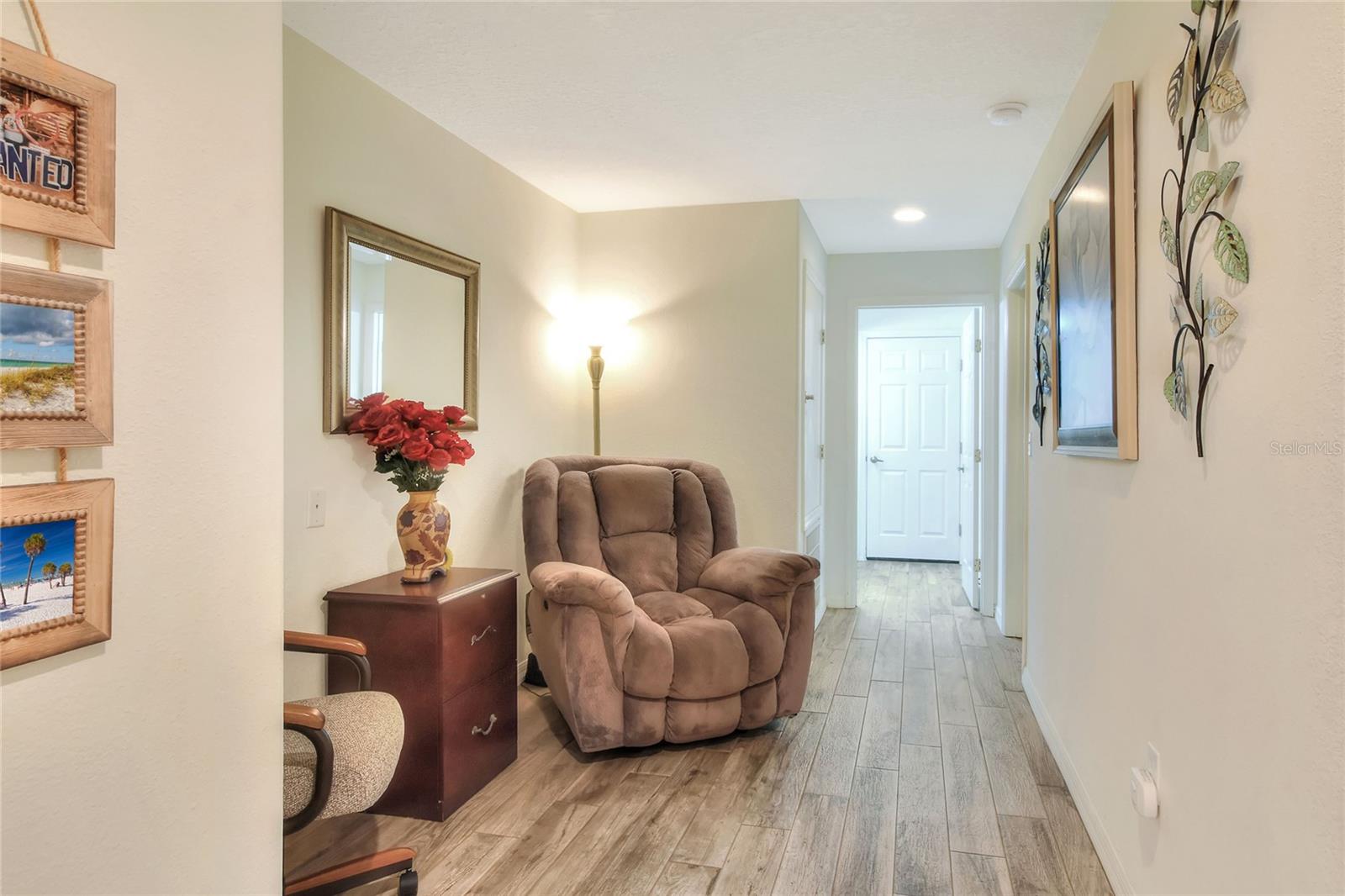 Image 27 of 50 For 3913 Serenade Lane 4