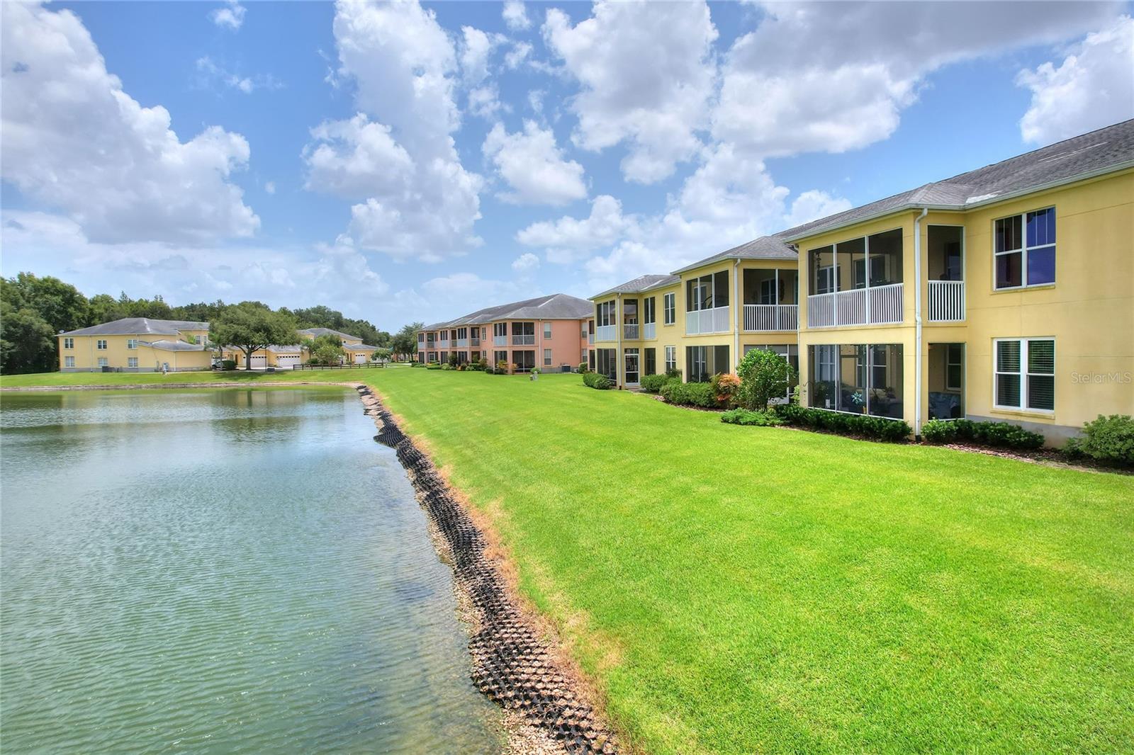 Image 42 of 50 For 3913 Serenade Lane 4