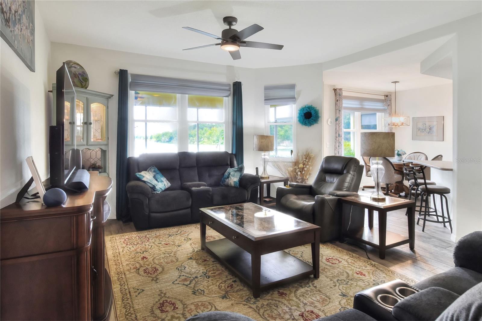 Image 6 of 50 For 3913 Serenade Lane 4
