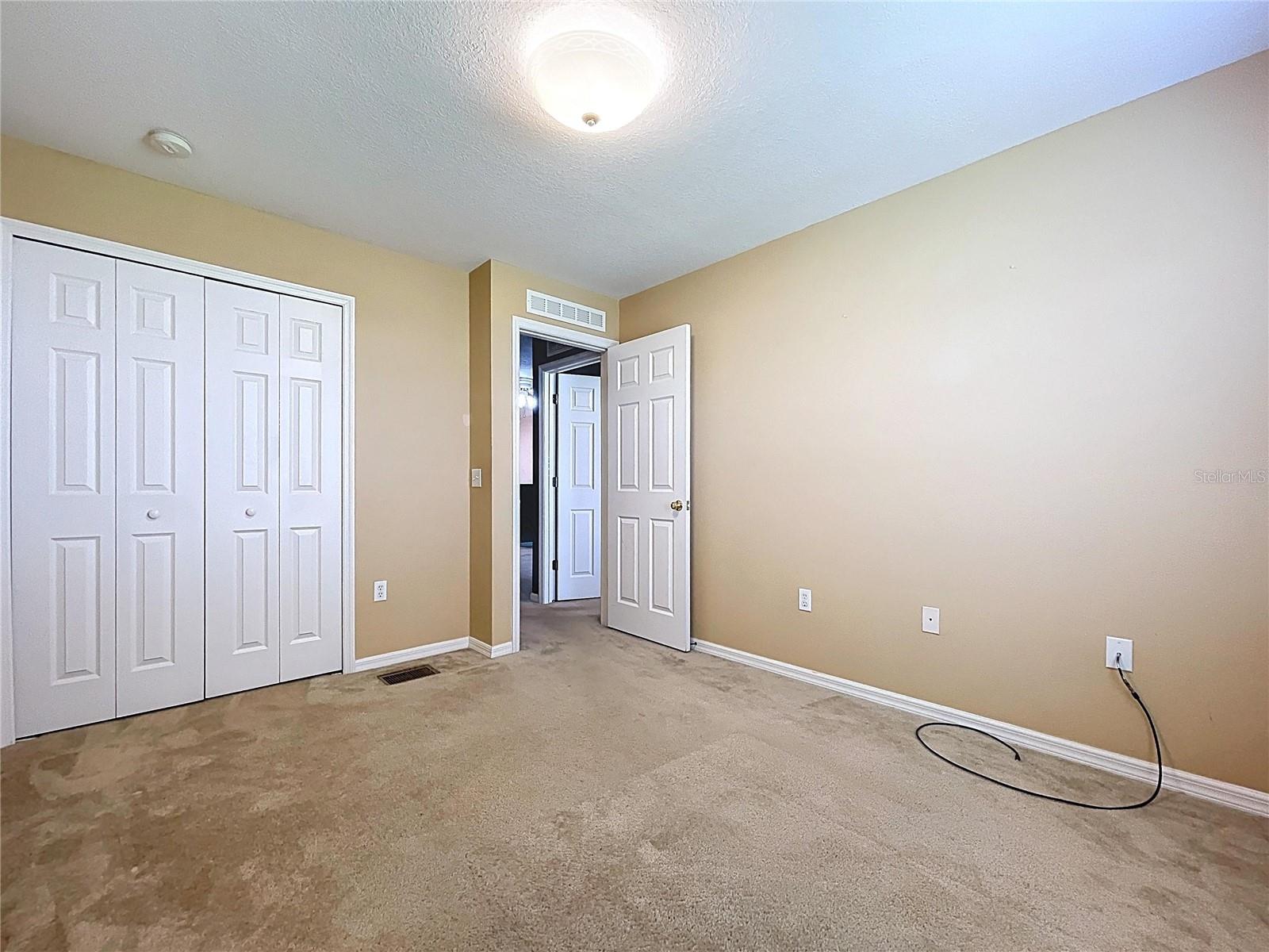 Image 13 of 44 For 4030 Dover Terrace Drive