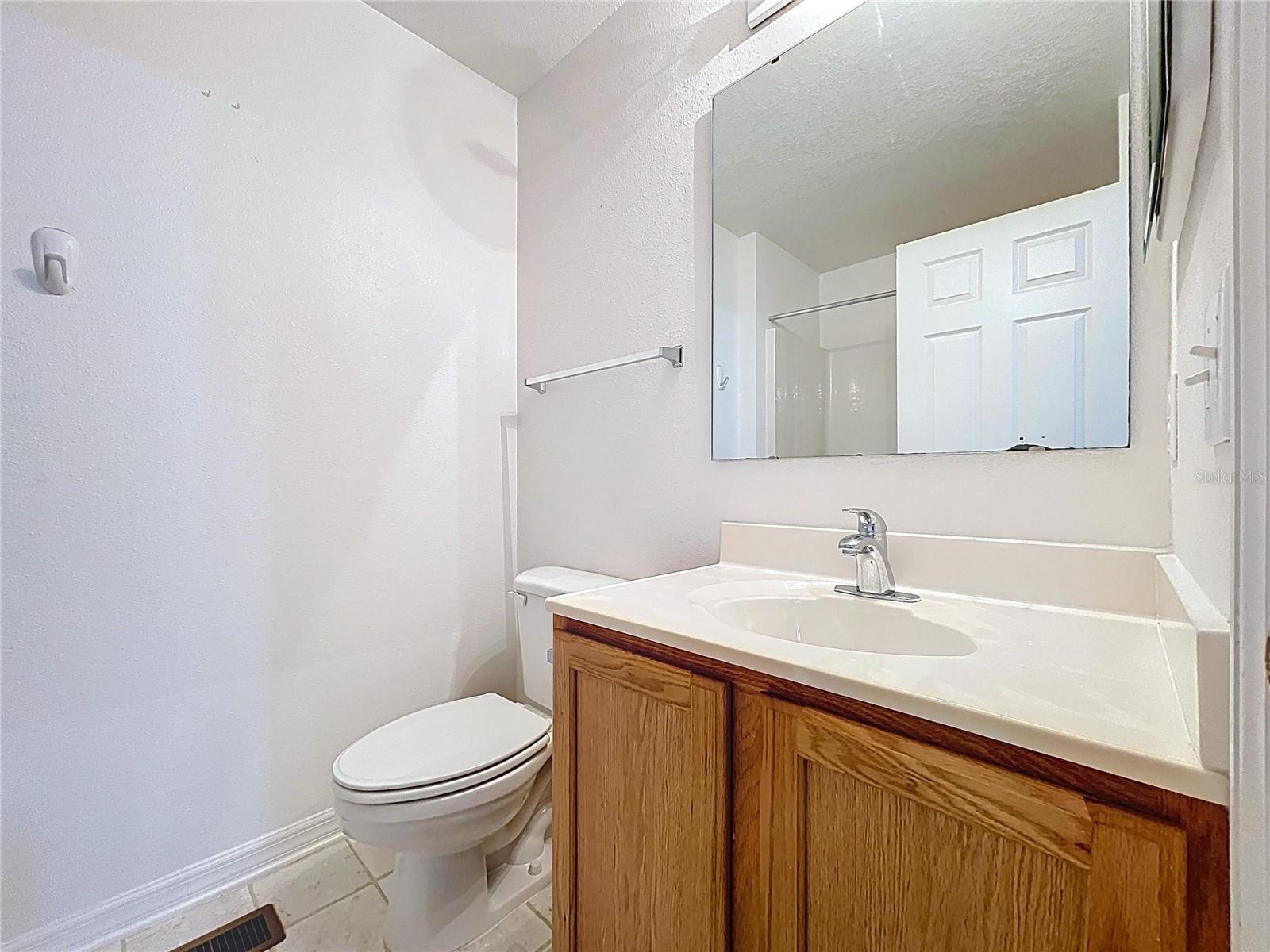 Image 23 of 44 For 4030 Dover Terrace Drive
