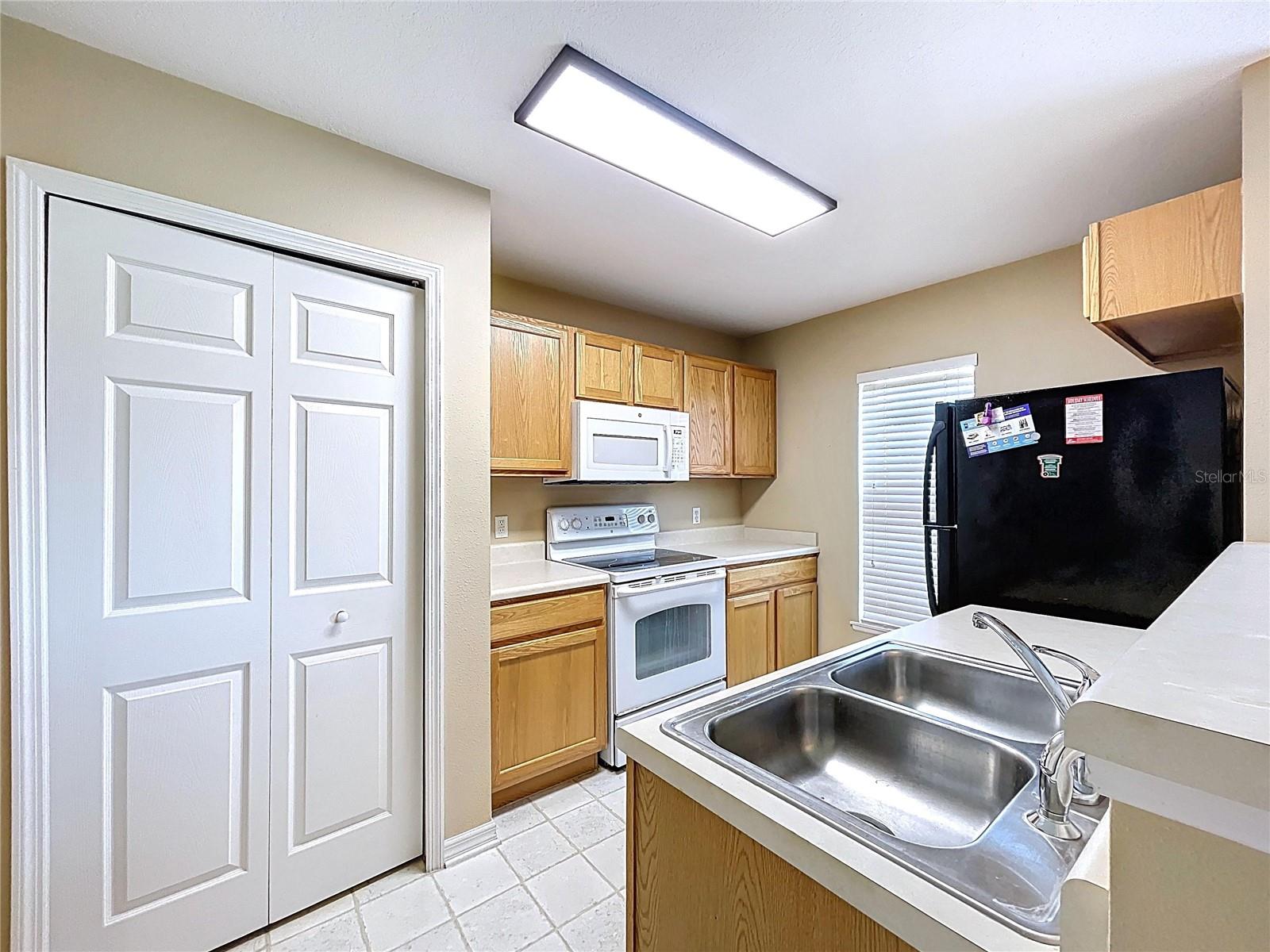 Image 41 of 44 For 4030 Dover Terrace Drive