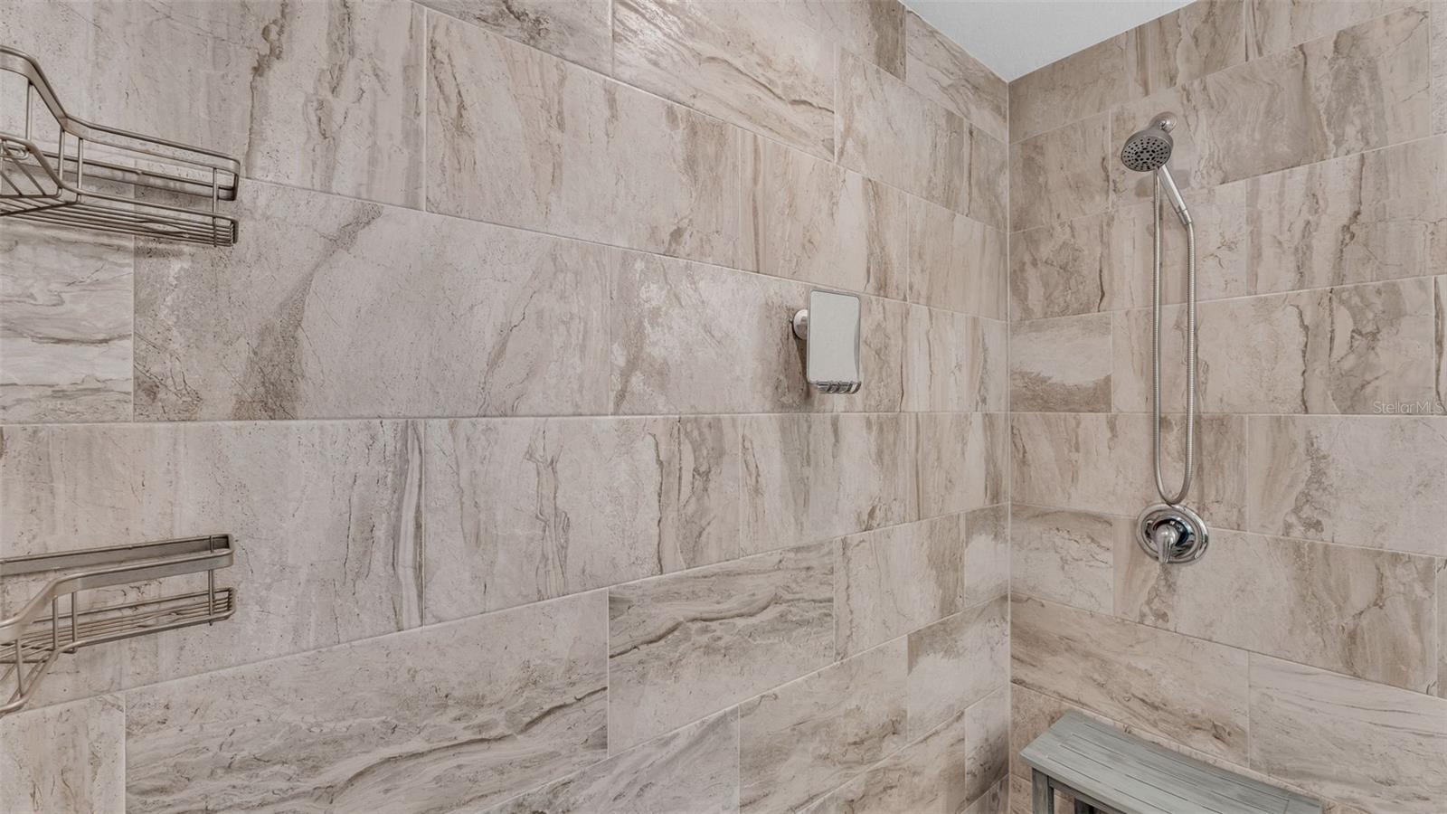 Image 17 of 45 For 843 Allison Place