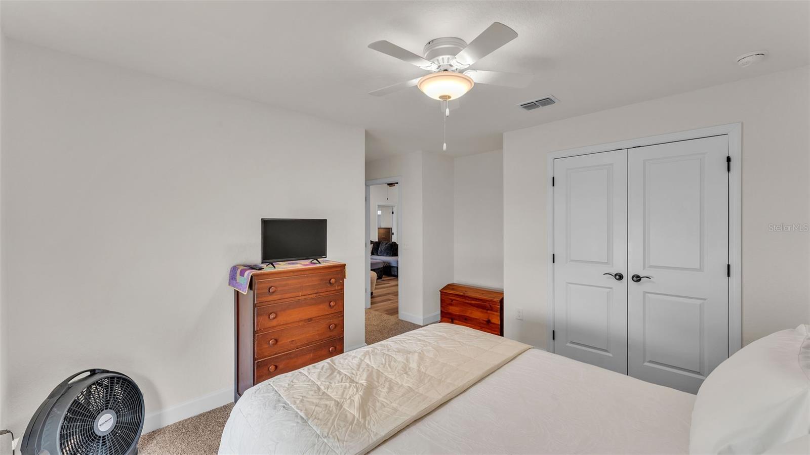 Image 24 of 45 For 843 Allison Place
