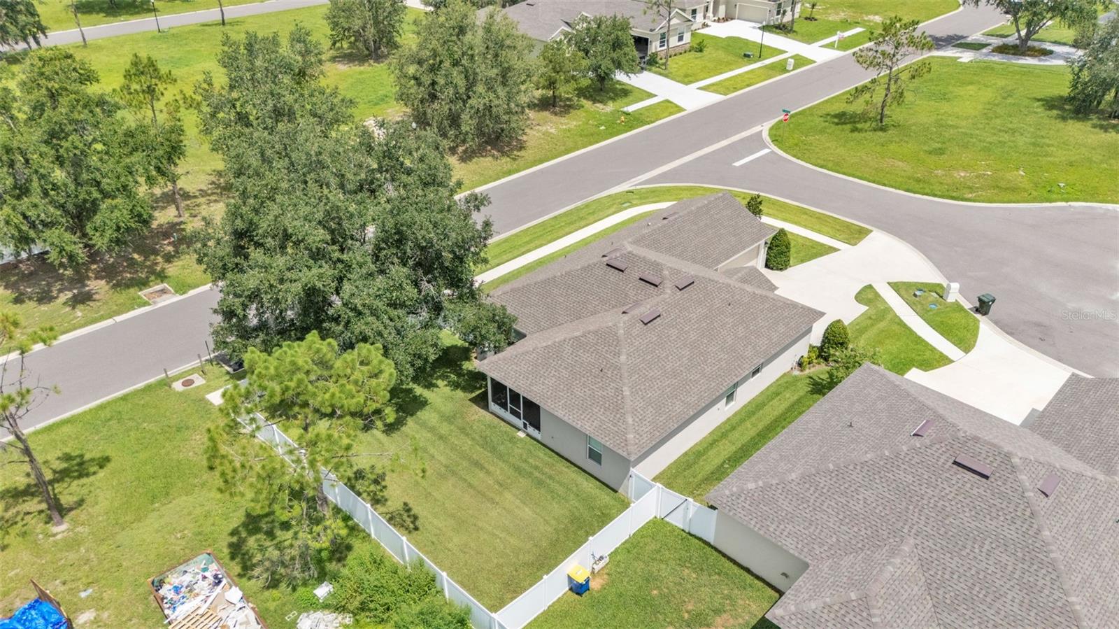 Image 41 of 45 For 843 Allison Place