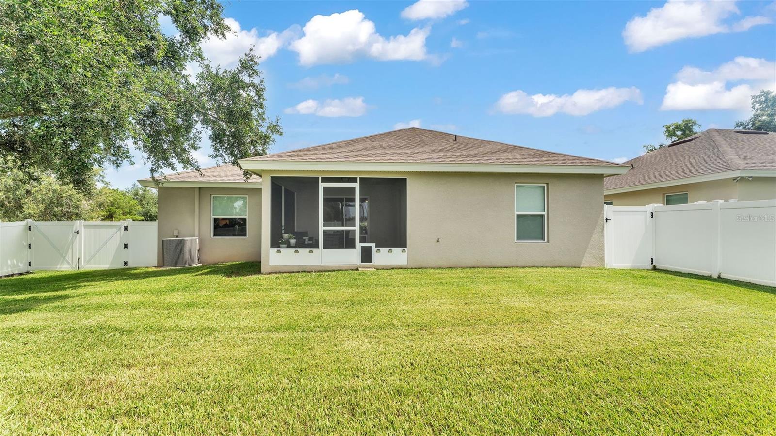 Image 8 of 45 For 843 Allison Place