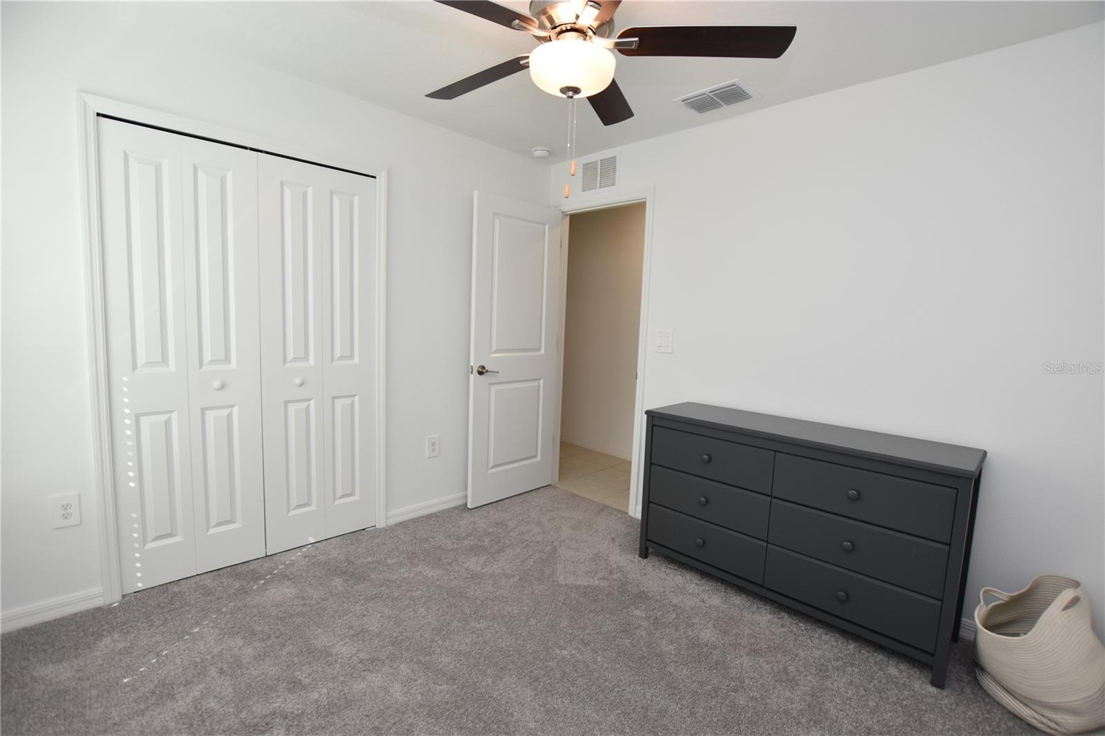 Image 22 of 39 For 4421 Cozy Condor Court