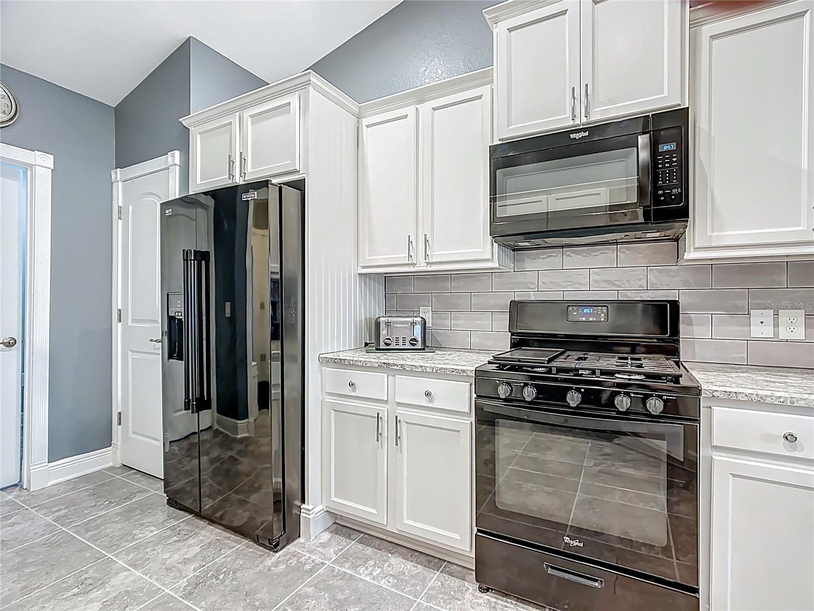 Image 13 of 52 For 1471 Eagle Crest Boulevard