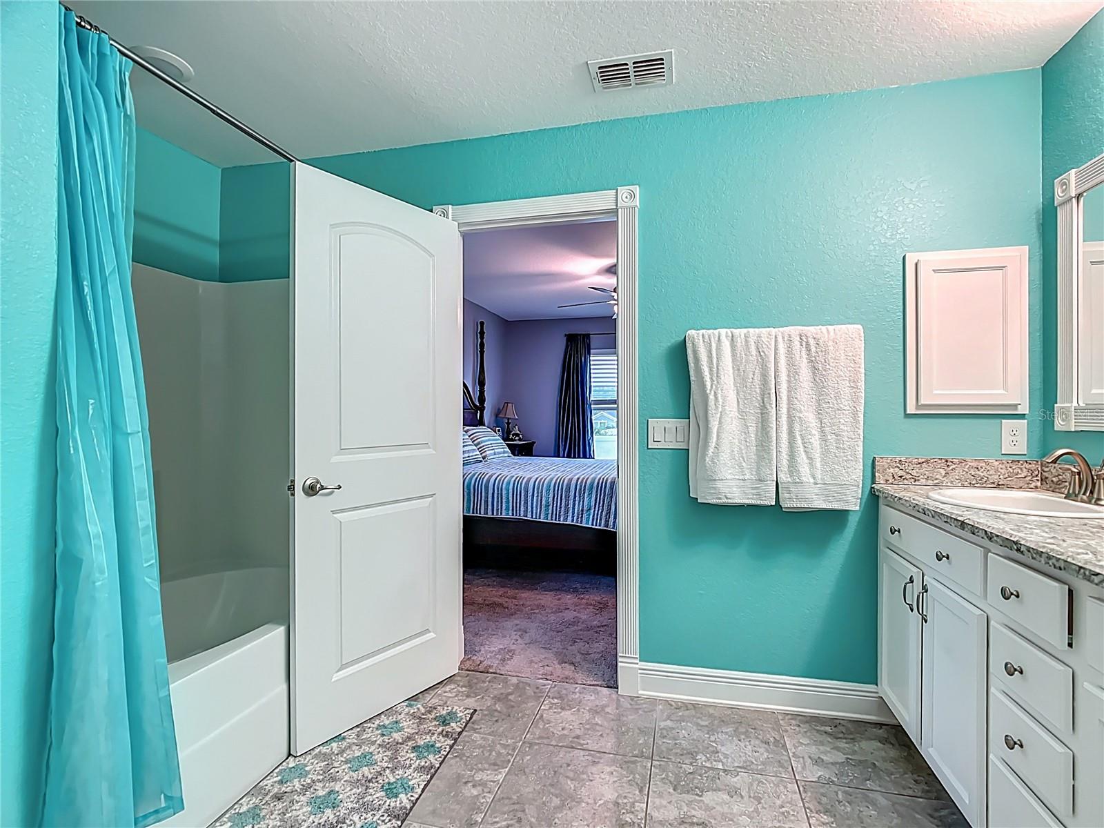 Image 24 of 52 For 1471 Eagle Crest Boulevard