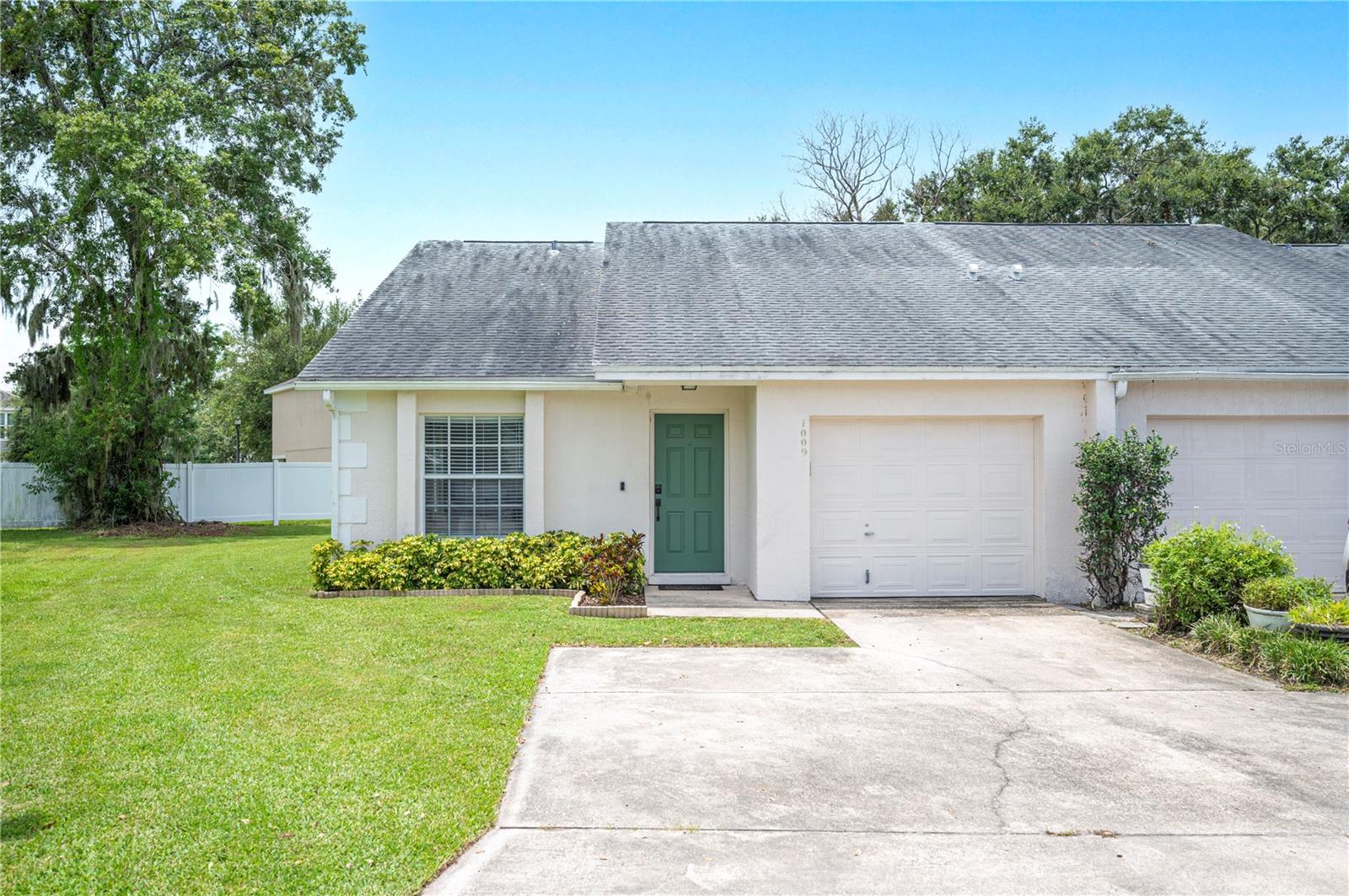 Details for 1009 Meadowood Pointe Road, LAKELAND, FL 33811