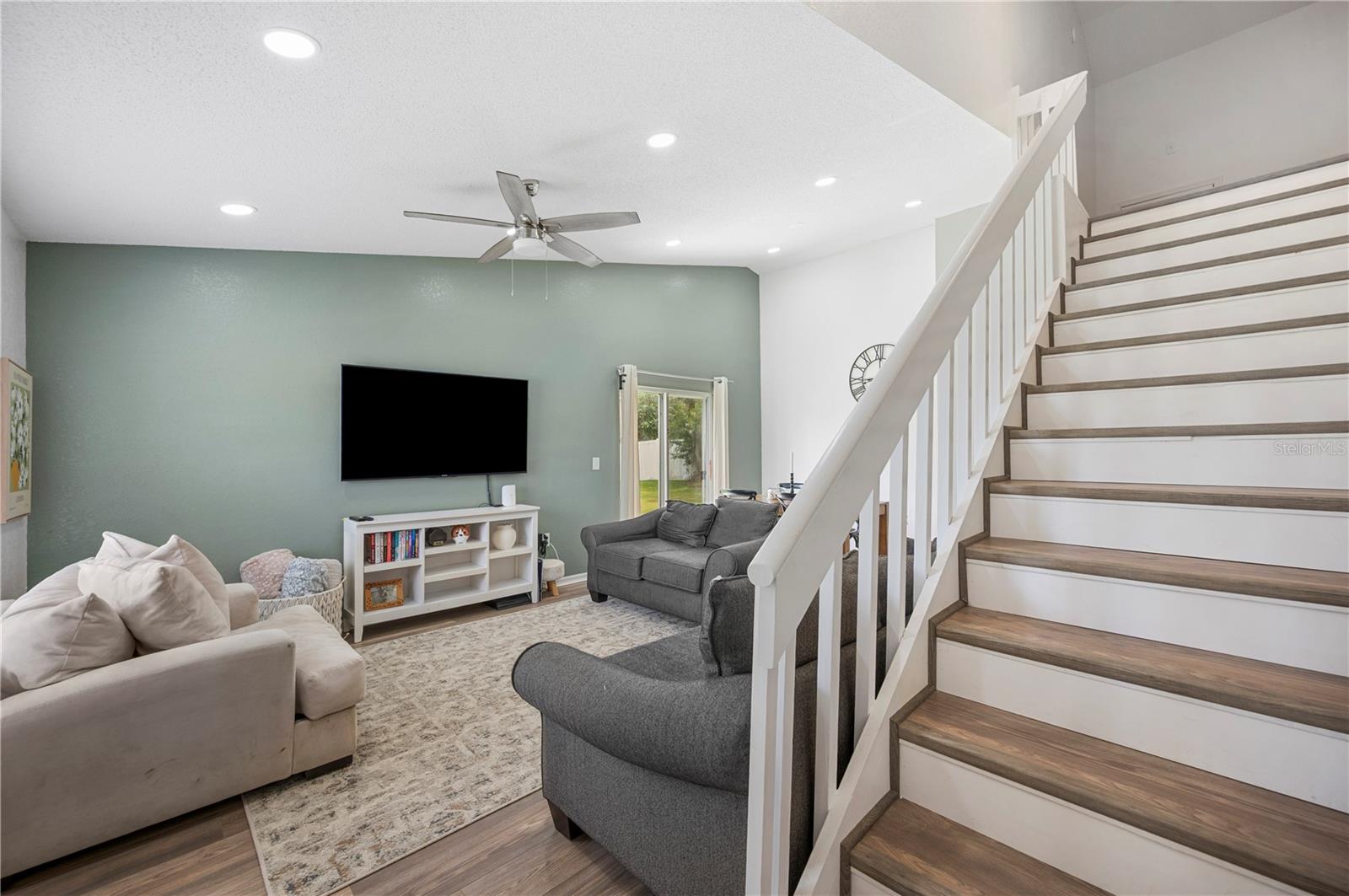 Image 2 of 31 For 1009 Meadowood Pointe Road