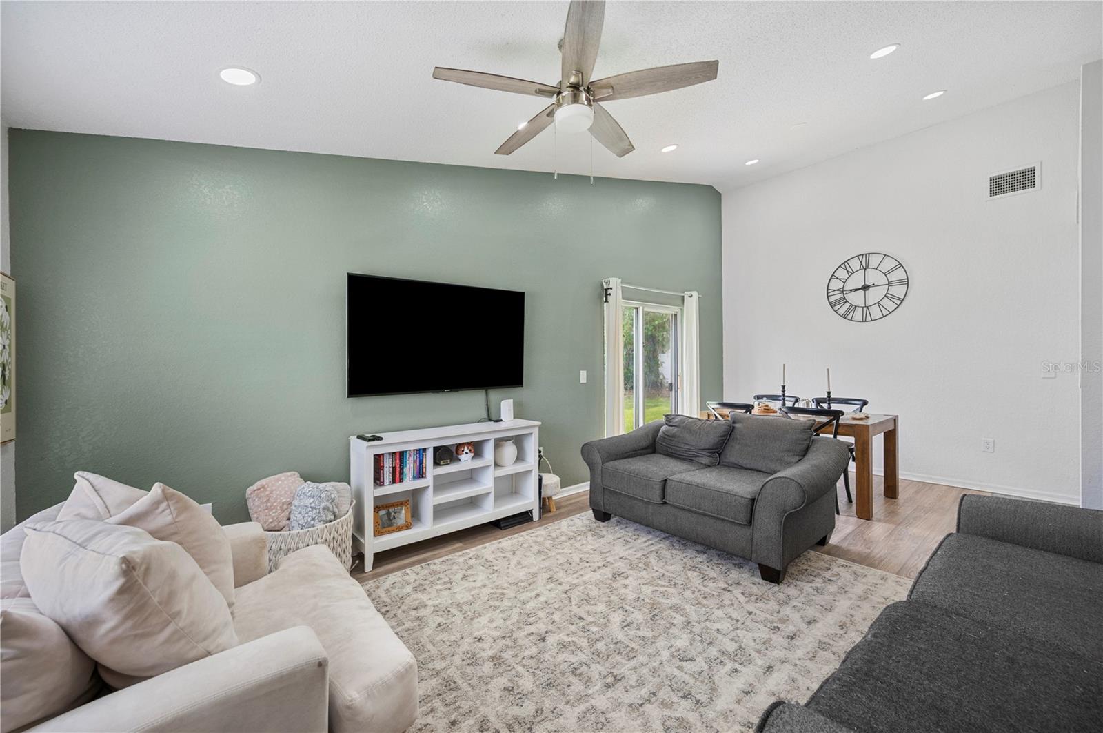 Image 5 of 31 For 1009 Meadowood Pointe Road