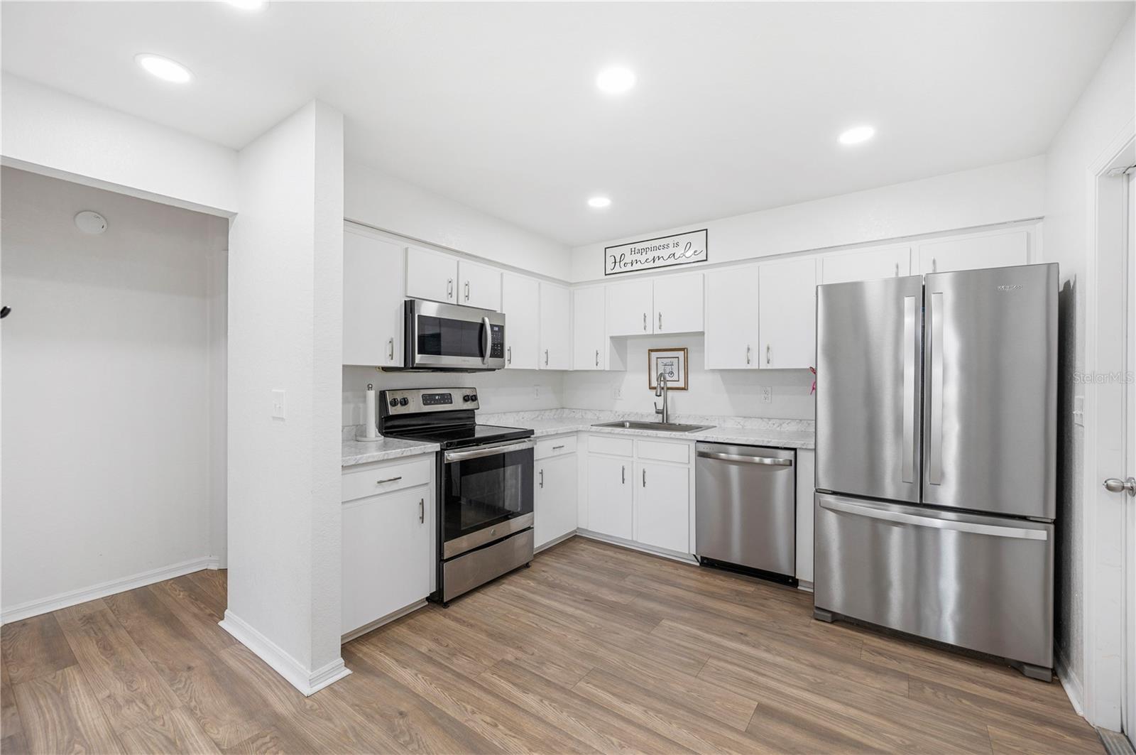 Image 6 of 31 For 1009 Meadowood Pointe Road