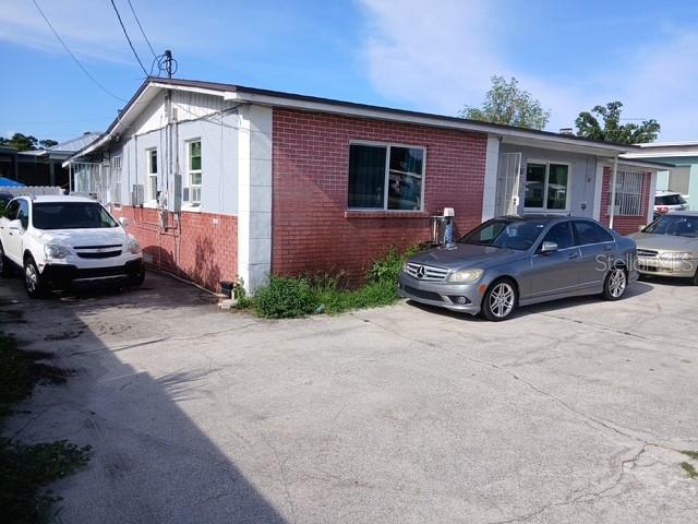 Image 3 of 8 For 2104 Sligh Avenue