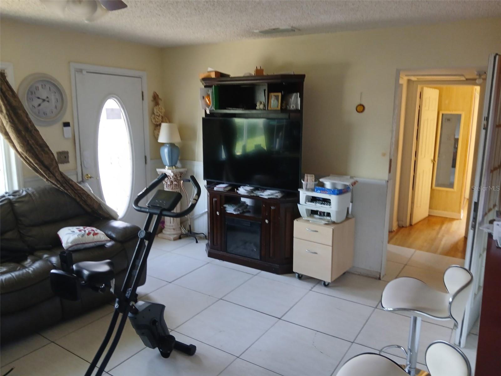 Image 5 of 8 For 2104 Sligh Avenue
