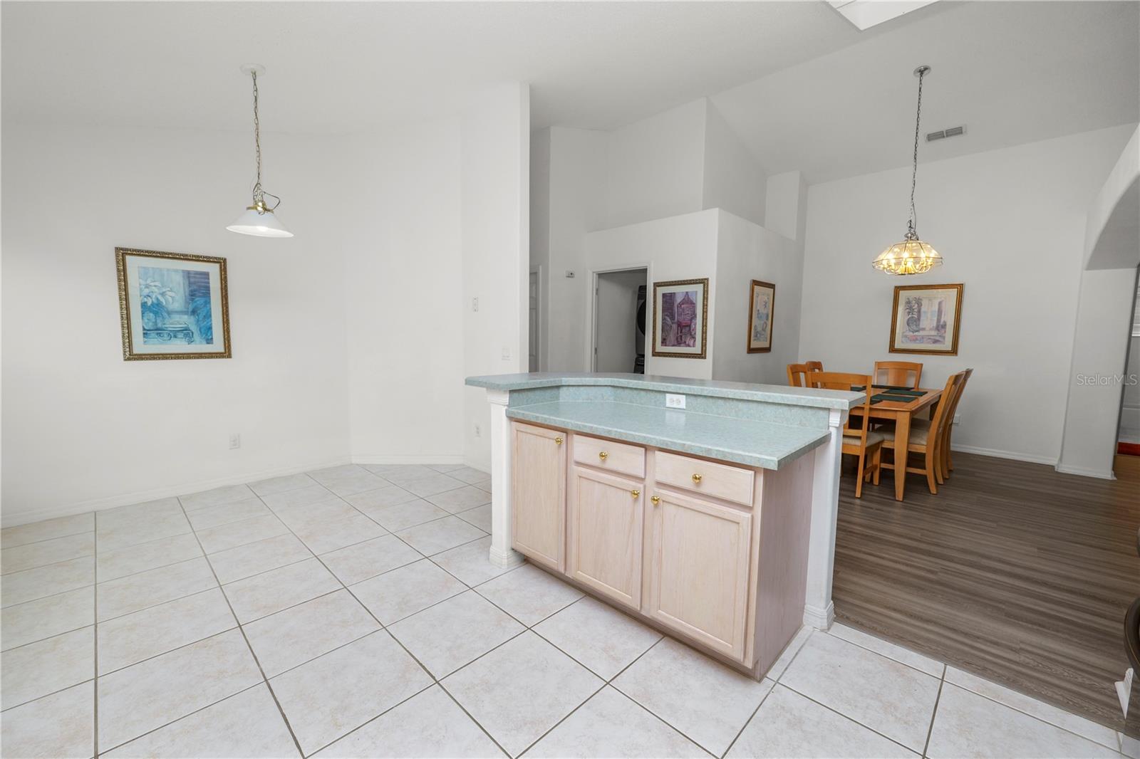 Image 13 of 69 For 16200 Egret Hill Street