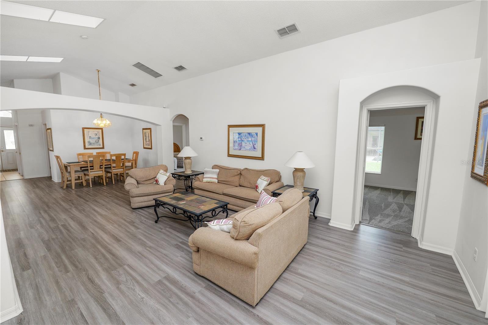 Image 16 of 69 For 16200 Egret Hill Street