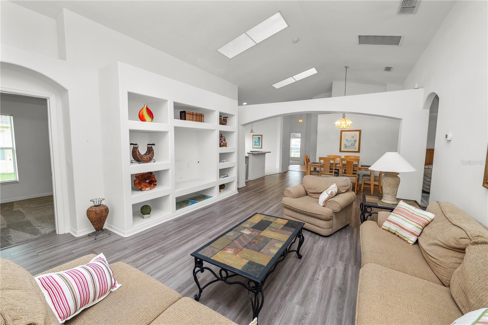 Image 17 of 69 For 16200 Egret Hill Street