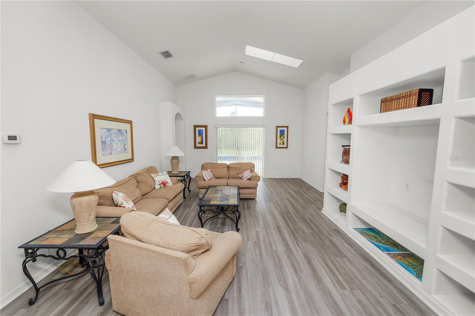 Image 19 of 69 For 16200 Egret Hill Street