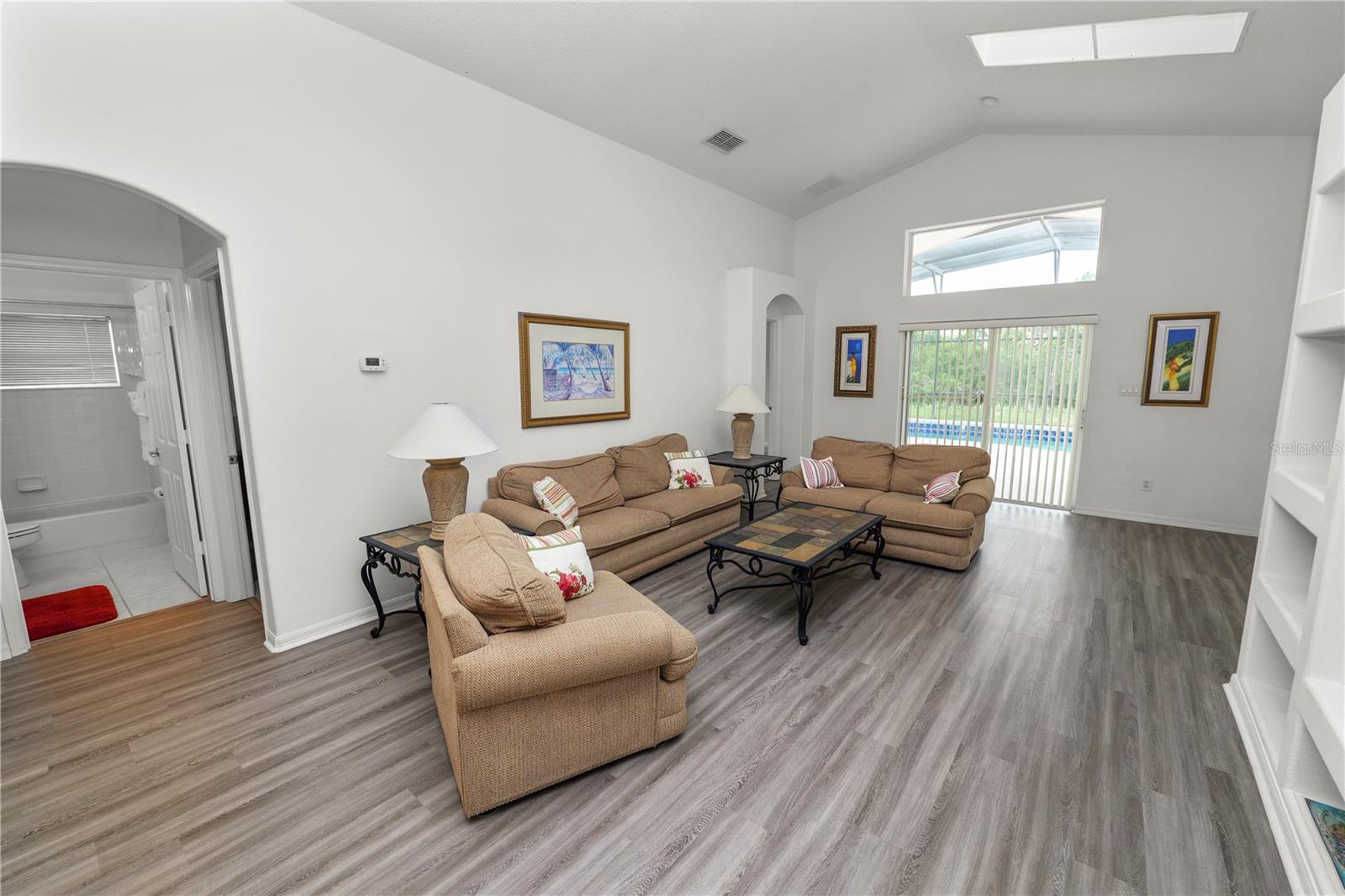Image 20 of 69 For 16200 Egret Hill Street