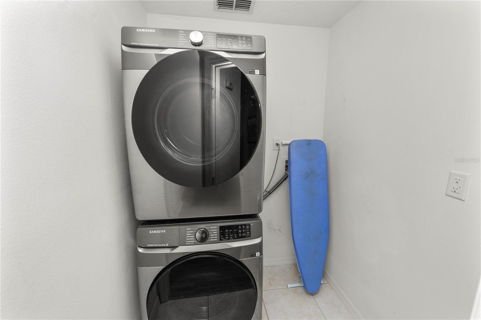 Image 42 of 69 For 16200 Egret Hill Street