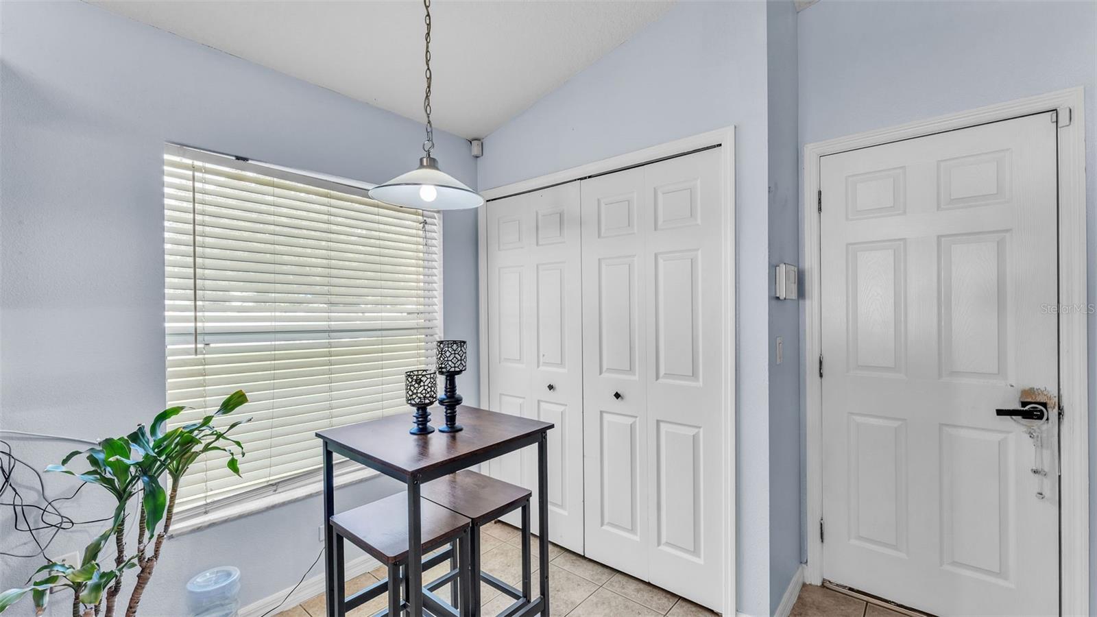 Image 12 of 35 For 1533 Wallace Manor Avenue