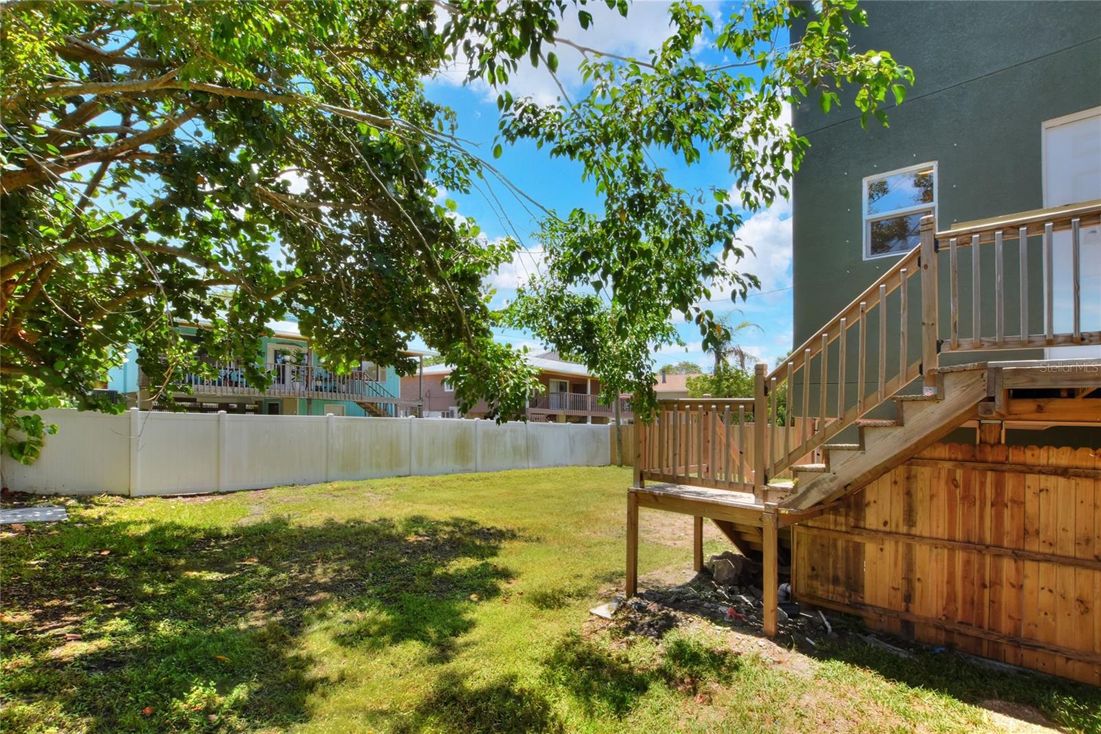 Image 47 of 64 For 300 Freeport Avenue Ne