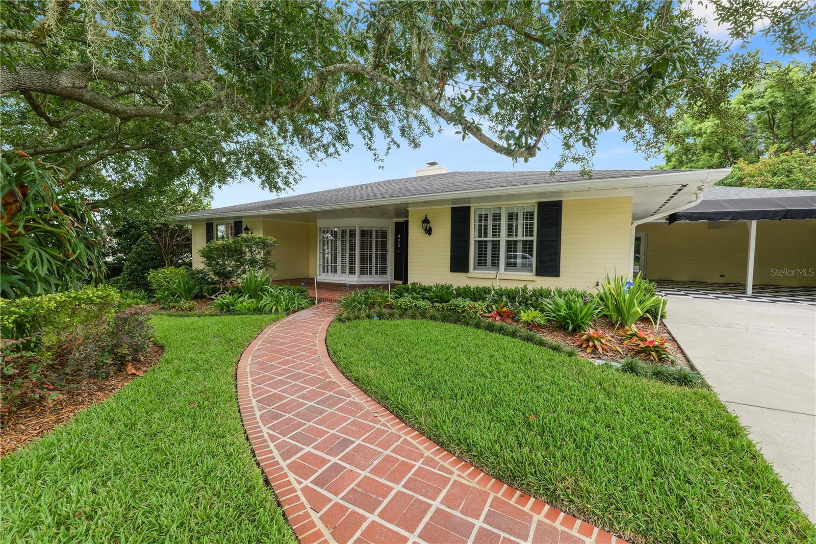 Image 15 of 73 For 425 Morningside Drive
