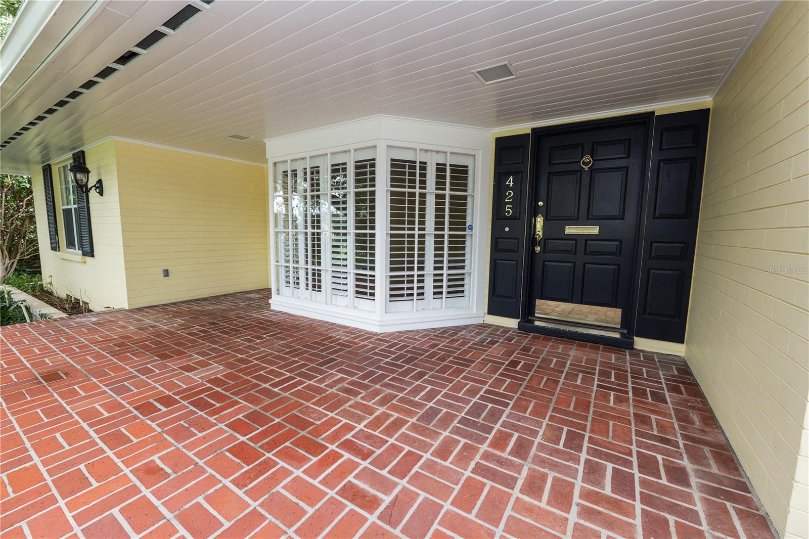 Image 16 of 73 For 425 Morningside Drive