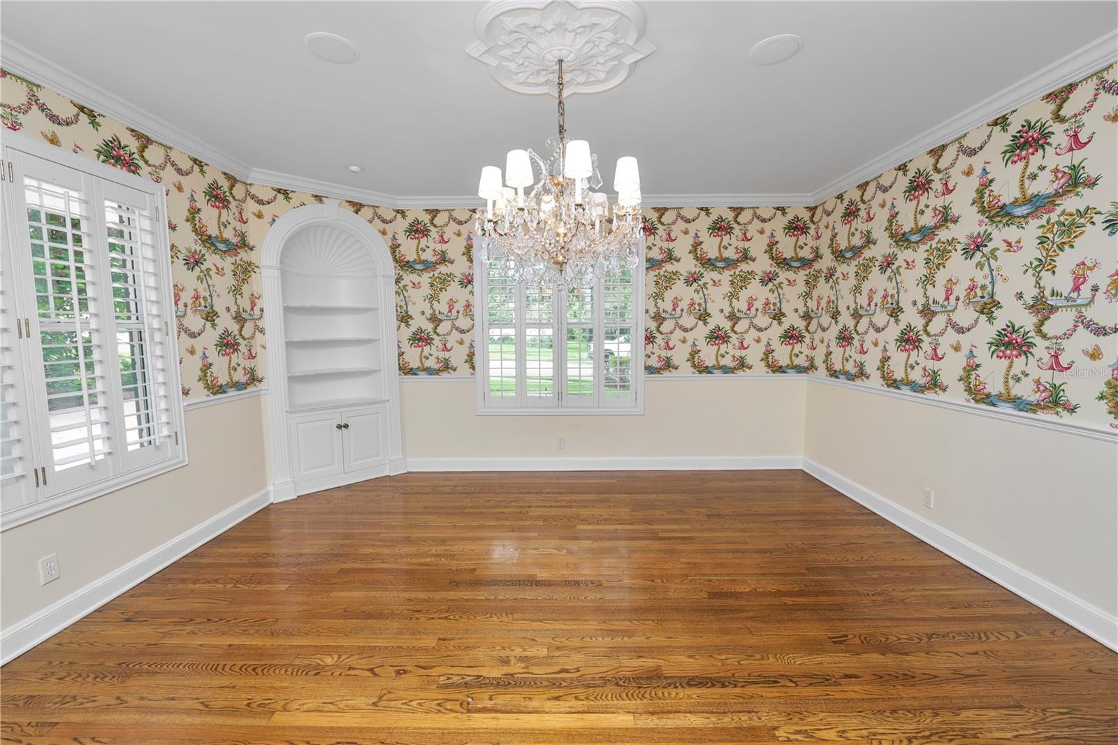 Image 18 of 73 For 425 Morningside Drive