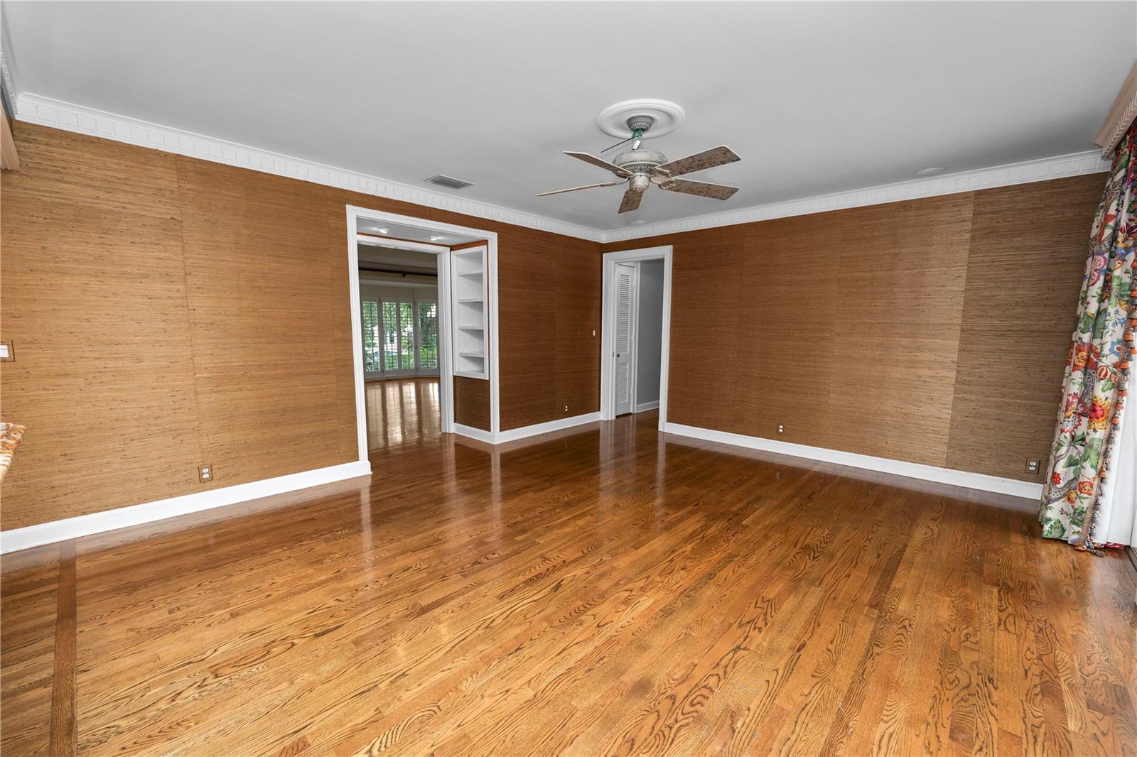 Image 29 of 73 For 425 Morningside Drive