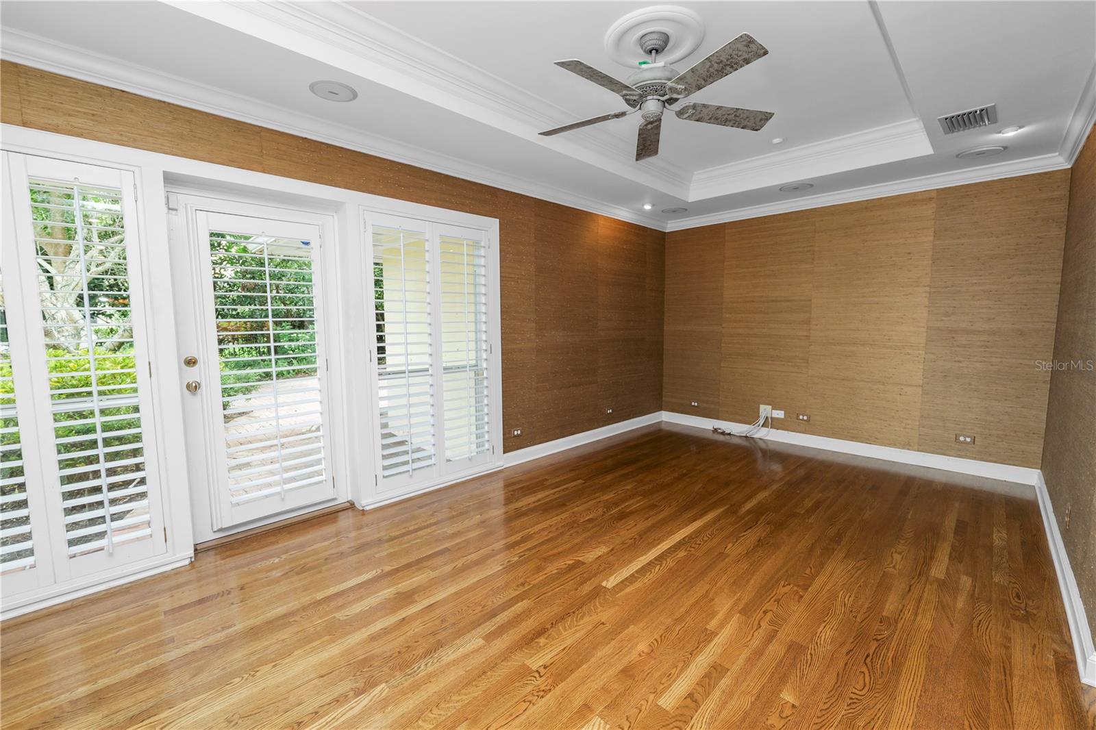 Image 38 of 73 For 425 Morningside Drive
