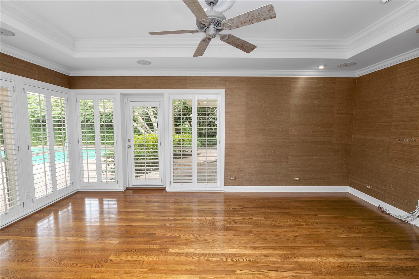 Image 40 of 73 For 425 Morningside Drive