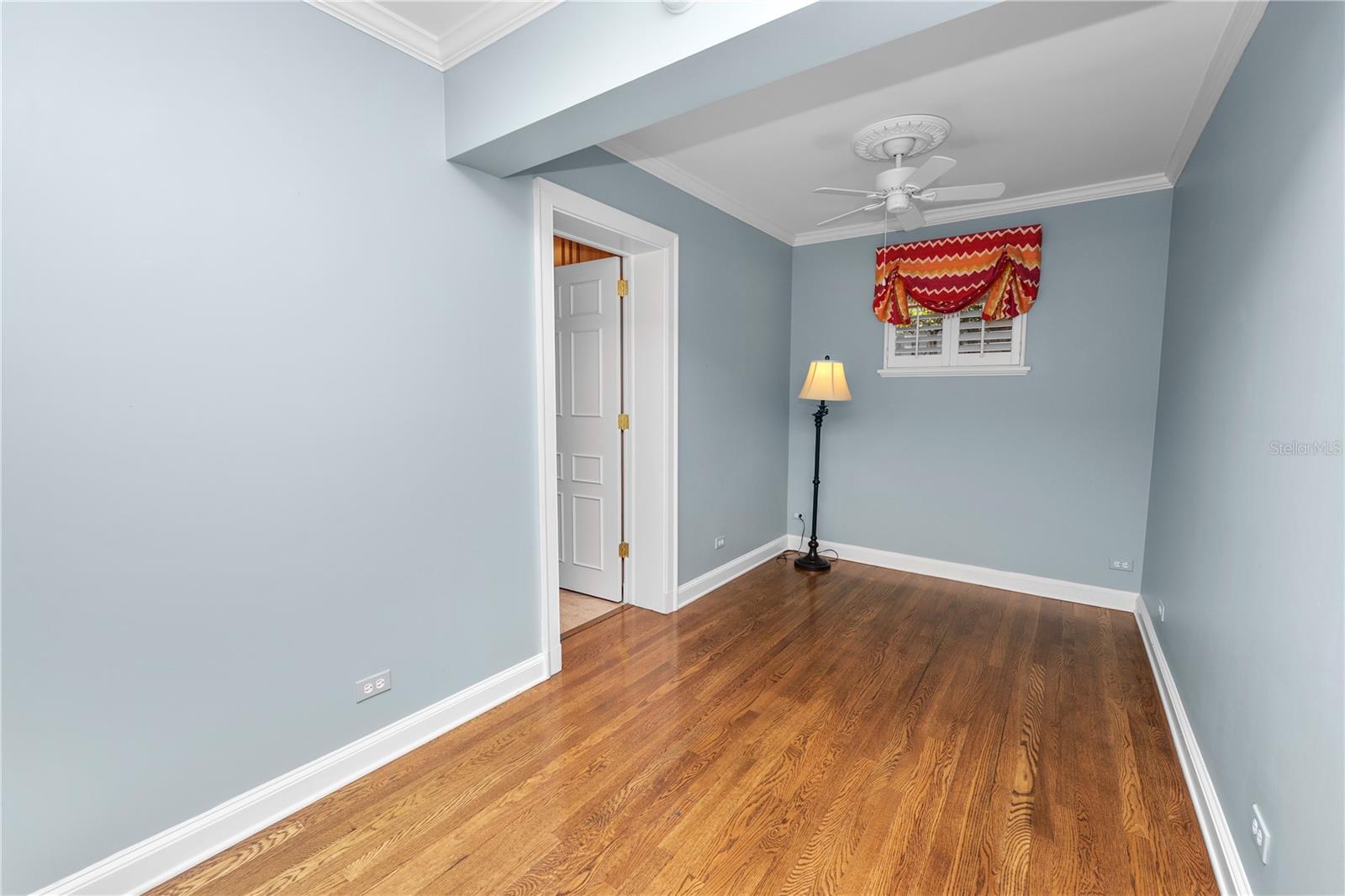 Image 42 of 73 For 425 Morningside Drive