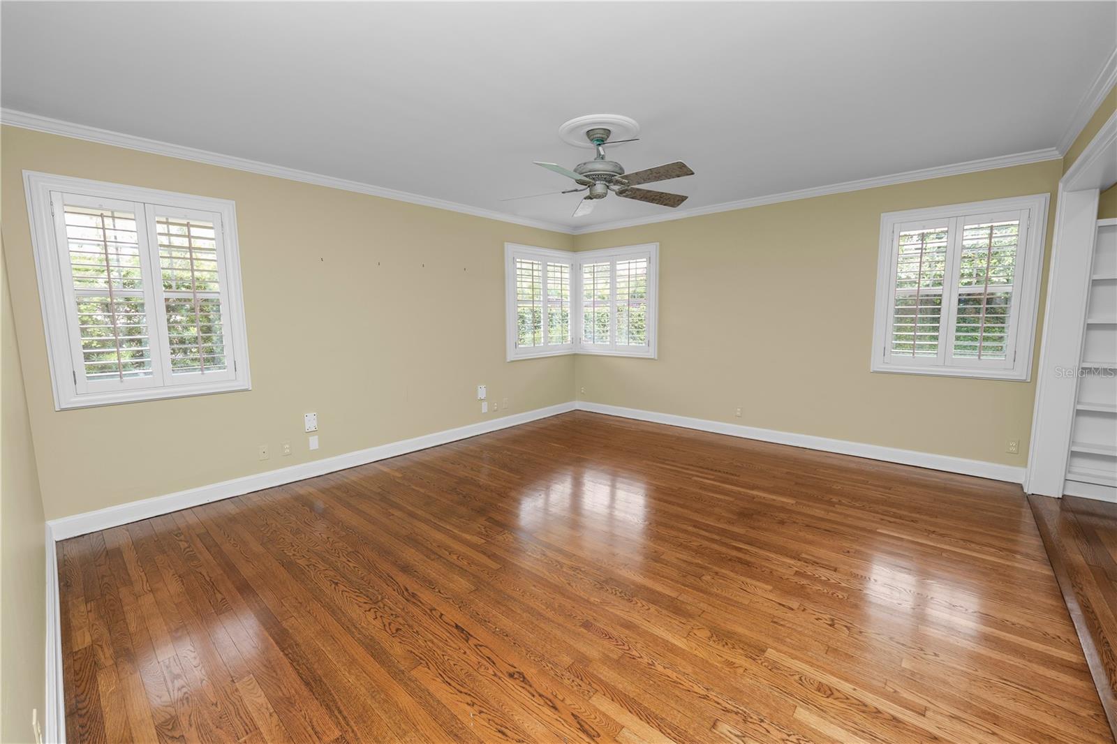 Image 59 of 73 For 425 Morningside Drive