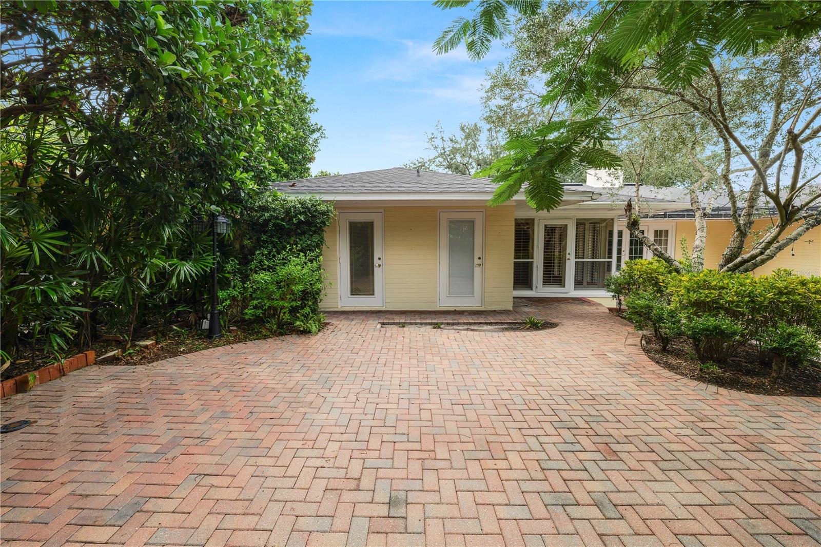 Image 68 of 73 For 425 Morningside Drive